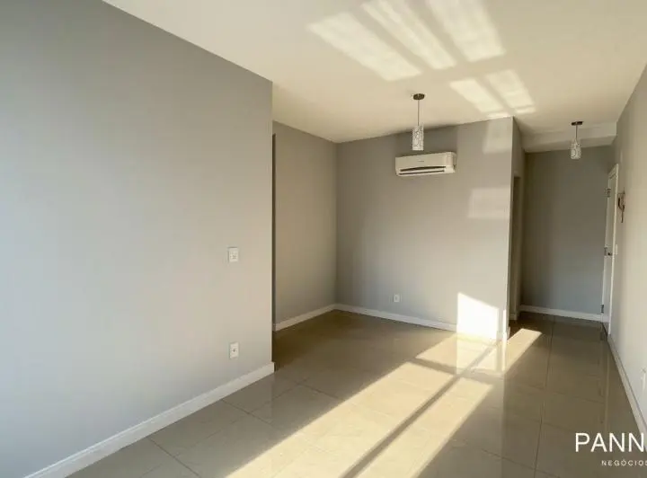 Sala · luz da tarde