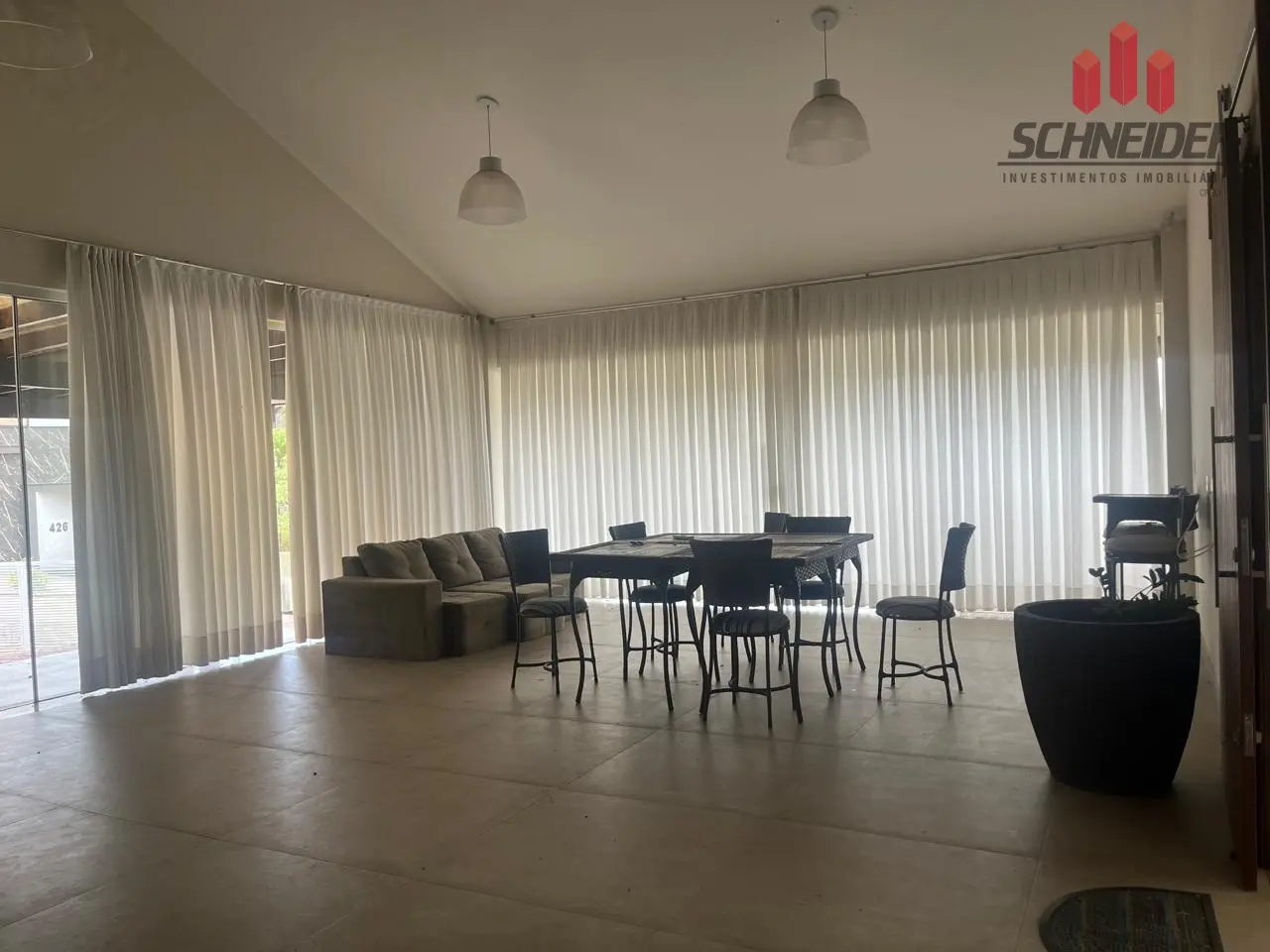 Sala · luz da tarde